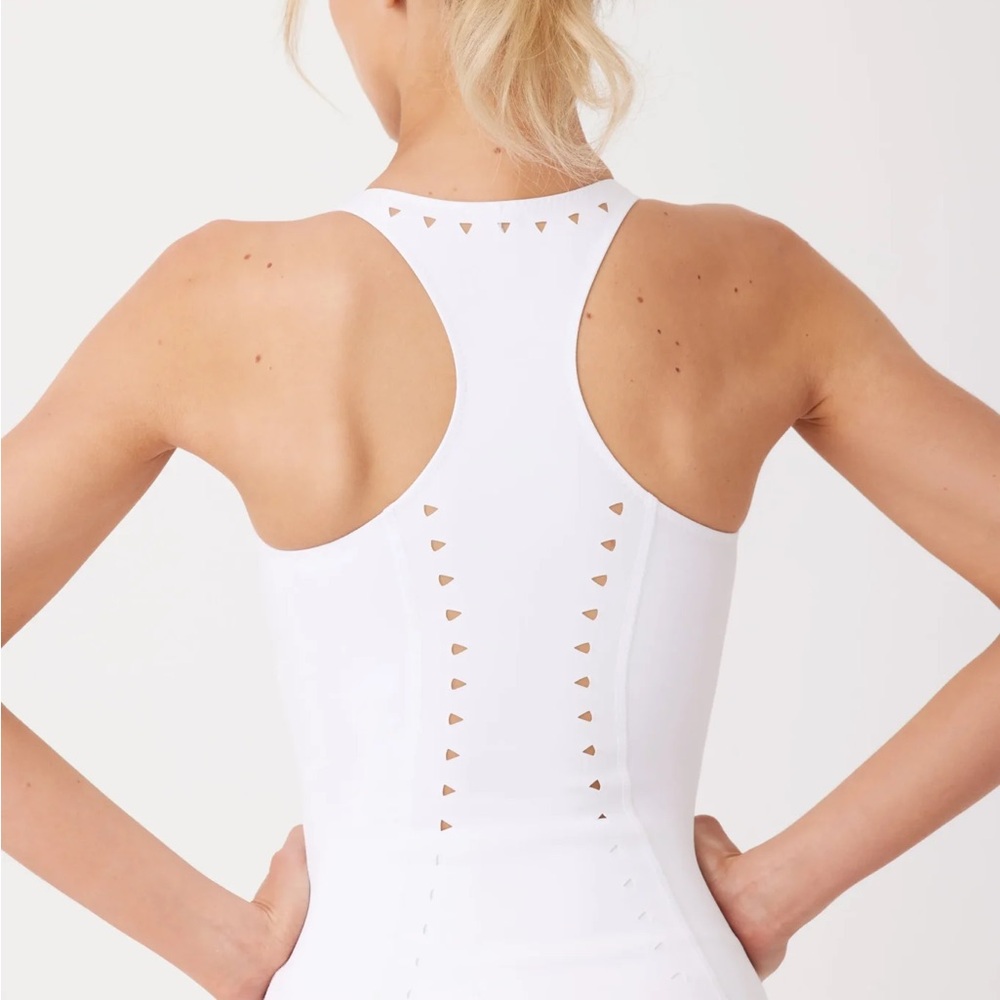 NWT GiGi C Roberta Tank in White Sz S M L - Picture 3 of 12